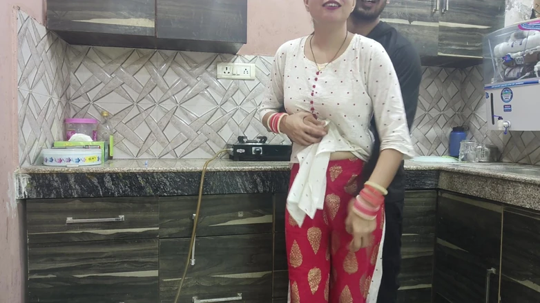 Hornycouple149: Ex-boyfriend Convinced Ex-gf to Have One Last Fuck in Kitchen...