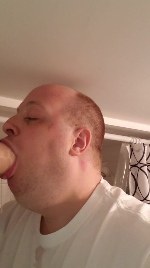 Charlieboy69: Zkuste deepthroat 14 palcový robertek