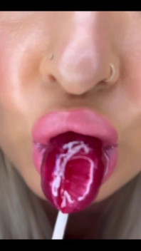 Pussy pops