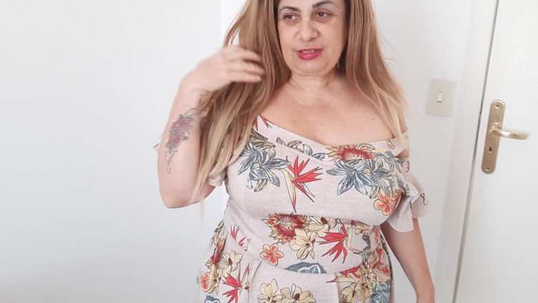 UtopianHumor507: 그녀는 침을 고르고 있었고, 그 정도로 그녀가 직접 요청했다.