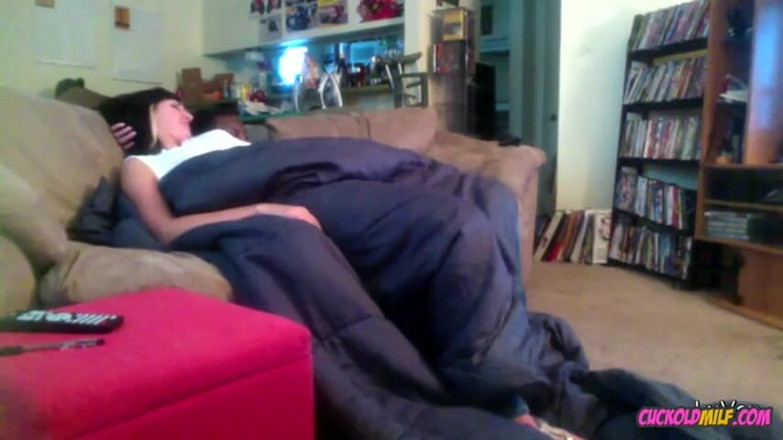 Cuckold MILF: Cuckold MILF - College Athlete Nailing My Wife