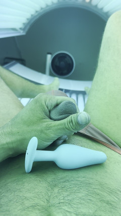 Gay slut for daddy: 晒黑的沙龙摩擦