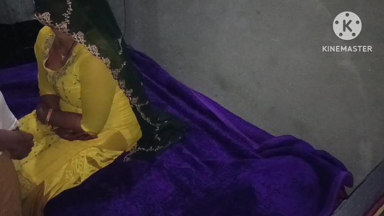 Savita5343: 姐夫晚上和小嫂子玩得很开心