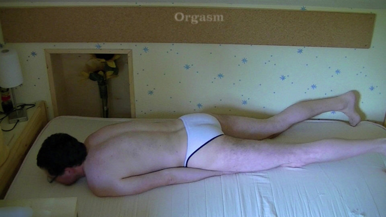 Mark Hannes: Panty Slip Hump Masturbation