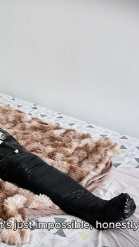 I call můj milenec, zatímco můj svázaný otrok slyší všechno a je zničen - Paní Julia