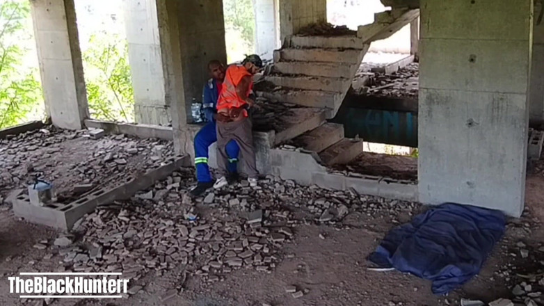 TheBlacKHunterr: Workers Fucking at Work on Work Day Holiday