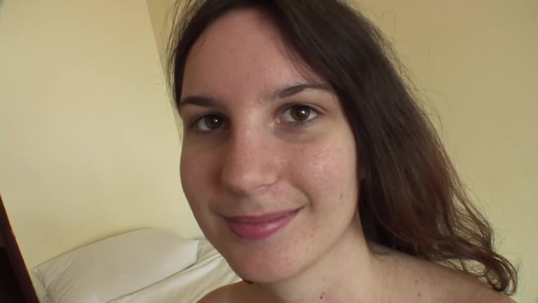 Toy Sluts: Amateur brunette shows her stuff