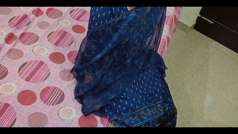 YOURAMRITA04: La sorellastra indiana Desi Village di 18 anni fa sesso per...