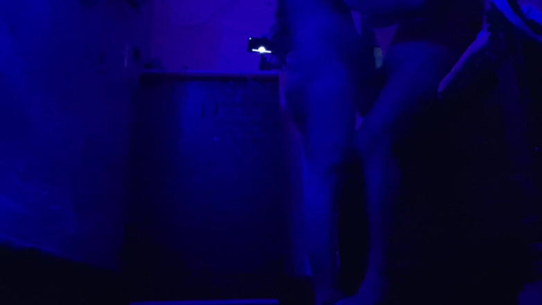 Busty Banuu: Indická desi nevlastní sestra v právu hardcore šukání sexuálních videí