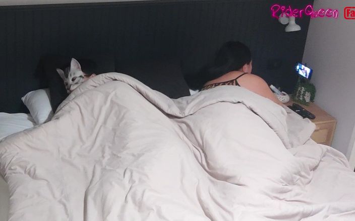 Riderqueen: Belle-mère BBW insatiable, juste des fans au ralenti