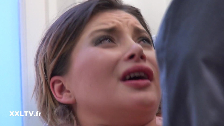 XXLTVFR: The Dentist Also Loves Anal Sex