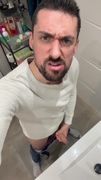 Stepdaddy Jerking off