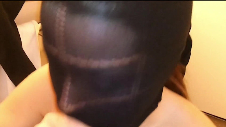 Nylon Xtreme: pentihoj maask ke saath hotal blo