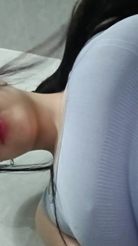 Yulieth Reveals Fierce Big Tits Temptation