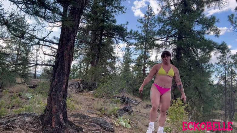 Ecko Belle: Muskelmami, wildnis-wedgie