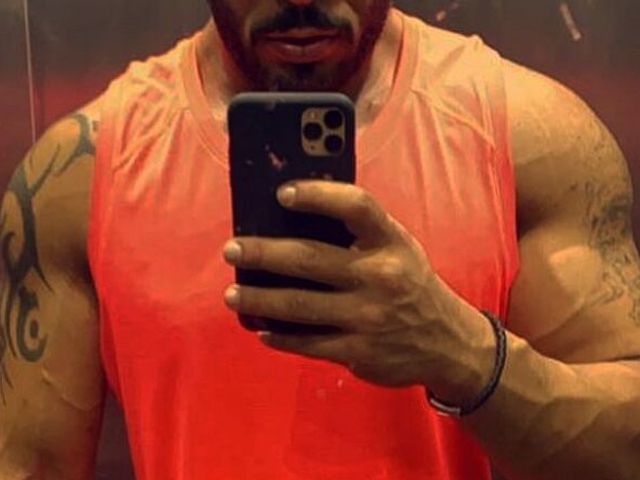 Sexy Body and Have Fun (Mohddiab)