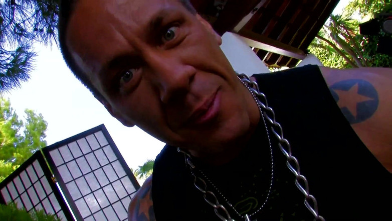 Anal into the deep LTG: 자연산 젖탱이의 갈색 머리 Bettina Kox 따먹고 롭 디젤에게 펠라 해주네