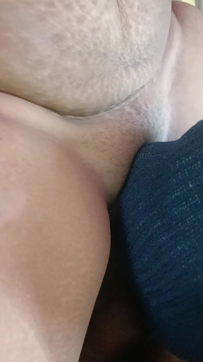 Tamil lesbian: Můj přítel lízá kundičku mé ženy, nahrávám sexy