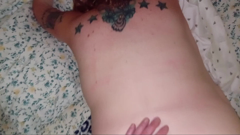 Horny Ginger: Уничтоженная киска большого любительского видео!