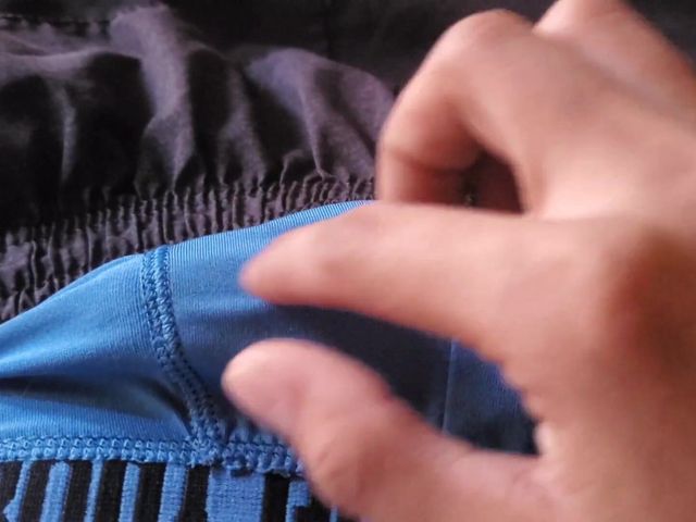 Rubbing My Friends Stebrother's Cock (Z twink)