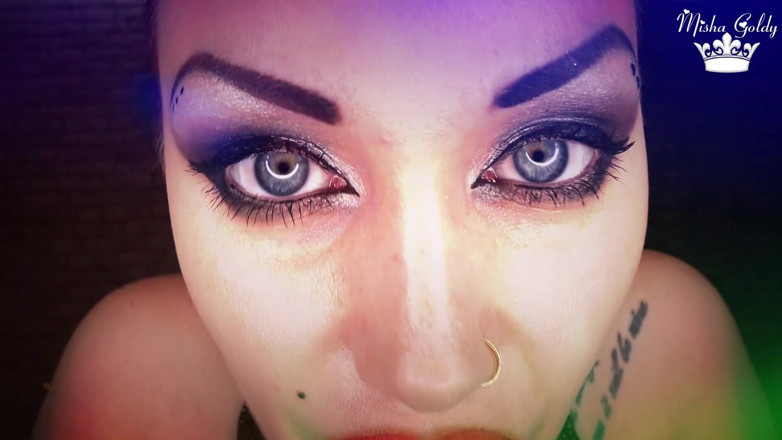 Goddess Misha Goldy: Humillaciones de virgen y humillaciones por disgustarte!