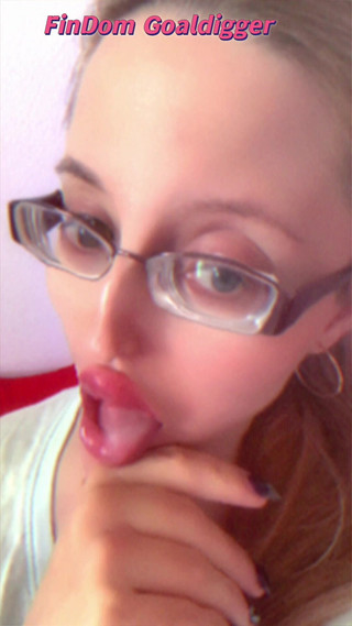 FinDom Goaldigger: Bibir besar menggoda awak!