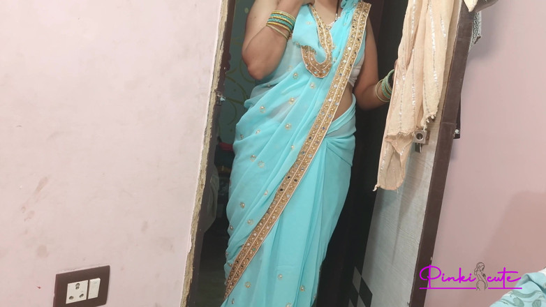 pinki_cute: उसका लंड दिखाने के बाद उसकी बहू को चोदा