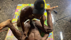 FWBigDick: Il mio spacciatore voleva un assaggio di quel culo
