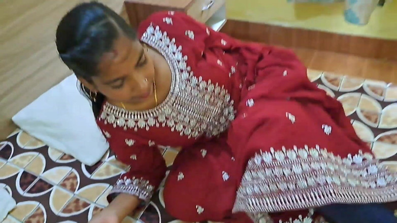 Sonali Sanu: Saya mengongkek kali pertama teman wanita umarri saya video seks...