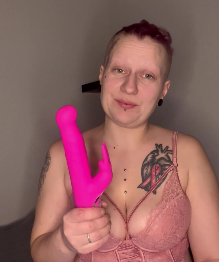 Eevi Petite: Short interview in Finnish