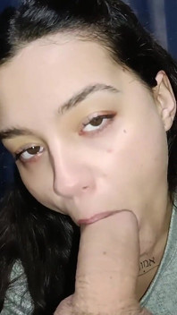 POV: Krásná Argentina Kouří Velký Penis až Do Konce