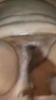 Manžílek si tře klitoris fisting mé kundičky Úžasné sténání orgasmů
