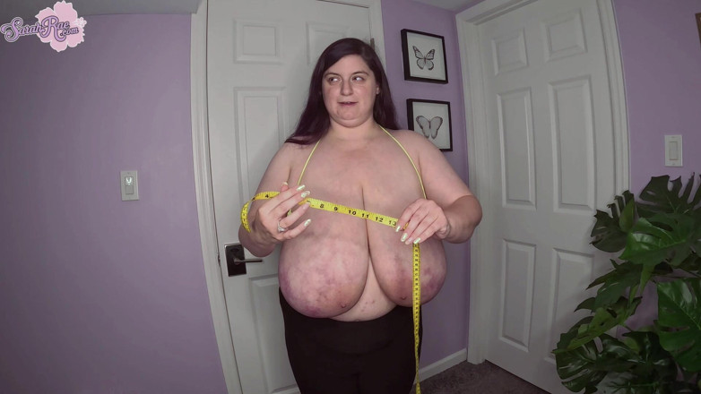 Sarah Rae: Boob Measuring and Bikini Bouncing 2026