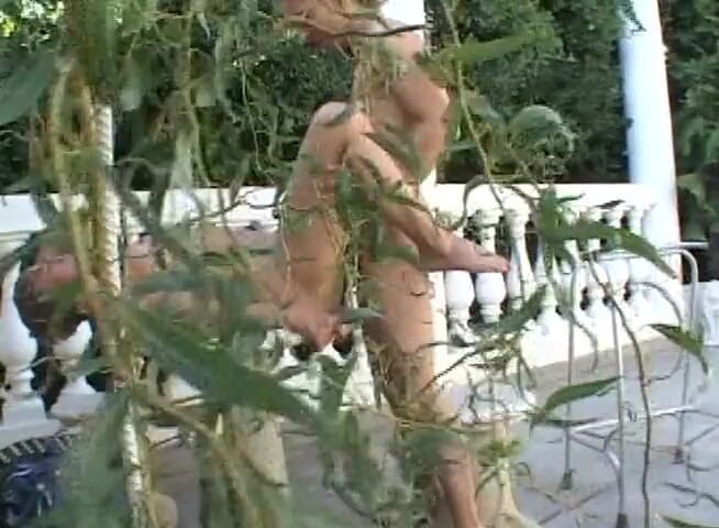 Gilfy Pleasure: Mature woman fucking her yard boy