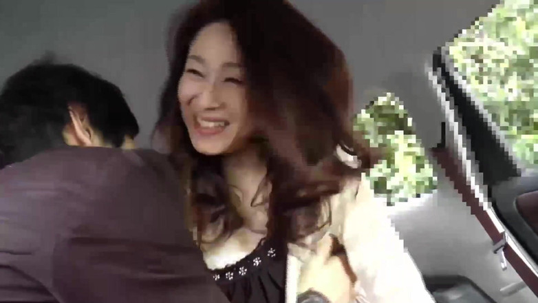 Raptor Inc: Niepodejrzewające zwykłe dojrzałe kobiety podniosły się z zwykłych ulic handlowych....