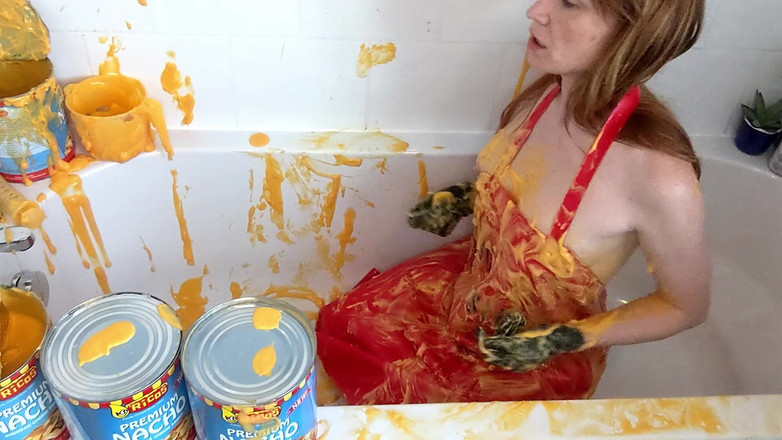 Lily kink: Nacho PVC zástěra Wam se sprchou a úklidem