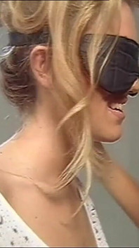 Lesbiche calde amano leccare la figa e masturbarsi in un modo sensuale ed eccitante film completo in HD