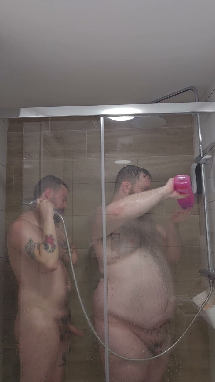 Osoychaser: Bears in the Shower! (no Sex)