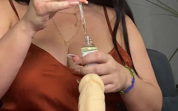 Angelina Castro: Stroke It with Angelina Castro