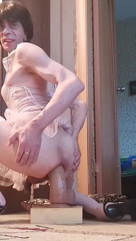 Crossdresser Ksenia anal con un enorme 16.07.2026 
