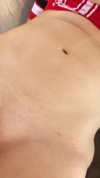 Tittar på fotboll med min styvbror