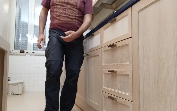 Kinky Guy: Desperate Pissing in the Kitchen