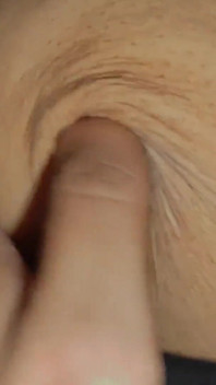 Jdu se svým přítelem šukat do mého pokoje uprostřed večírku