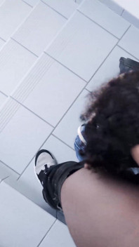 Estudiante delante de la cámara por primera vez