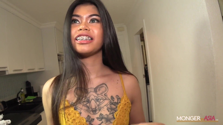 Monger In Asia: Sexy Thai milf gets unexpected creampie