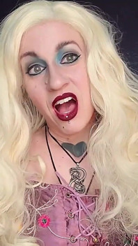 Hocus Pocus Sarah Sanderson - malý penis