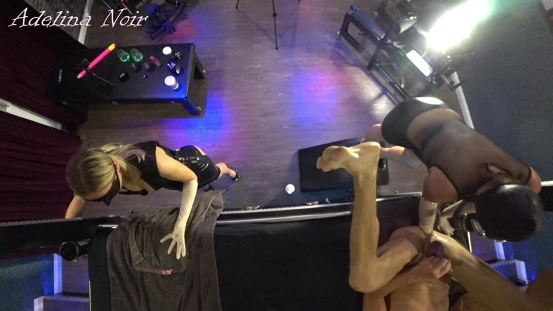 FISTINGQUEEN: Dvojitý anální fisting party
