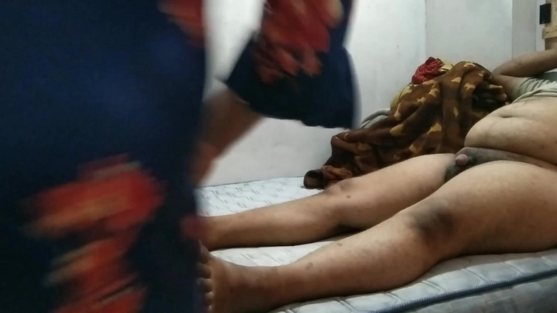 Shahnaazz: Hintli Müslüman kız erkek arkadaşı tarafından tam ruh hali içinde