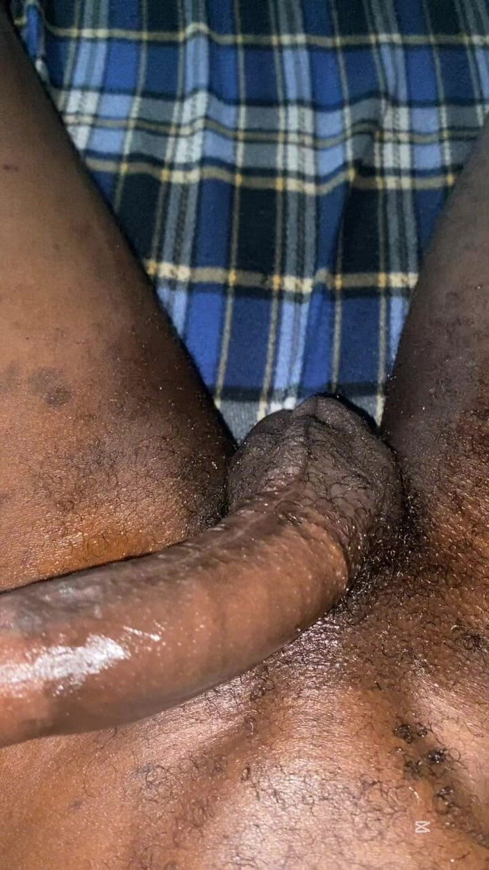 Slimniqqa: Thug BBC skjuter en massiv cumload