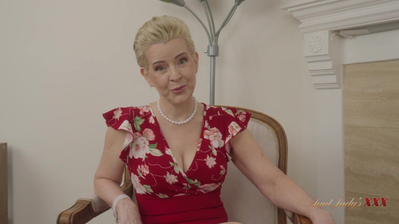Aunt Judy's XXX: AuntJudysXXX - แม่เลี้ยงแก่เงี่ยน Bobbi Shay อยากเล่นกับลูกก่อนนอน